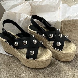 NWT Marc Fisher Rella Platform Wedges